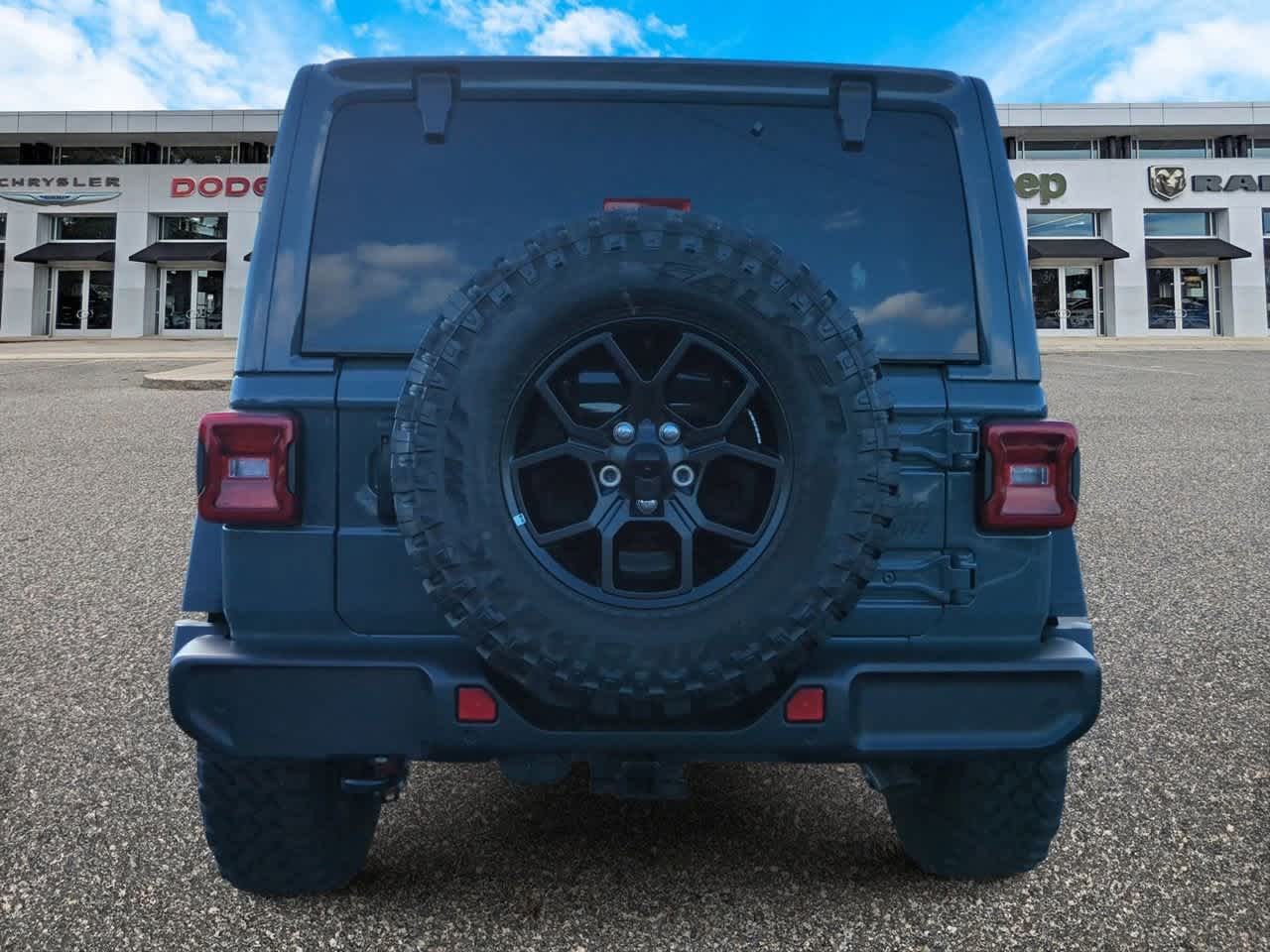 Thumbnail: 2025 Jeep Wrangler - 7