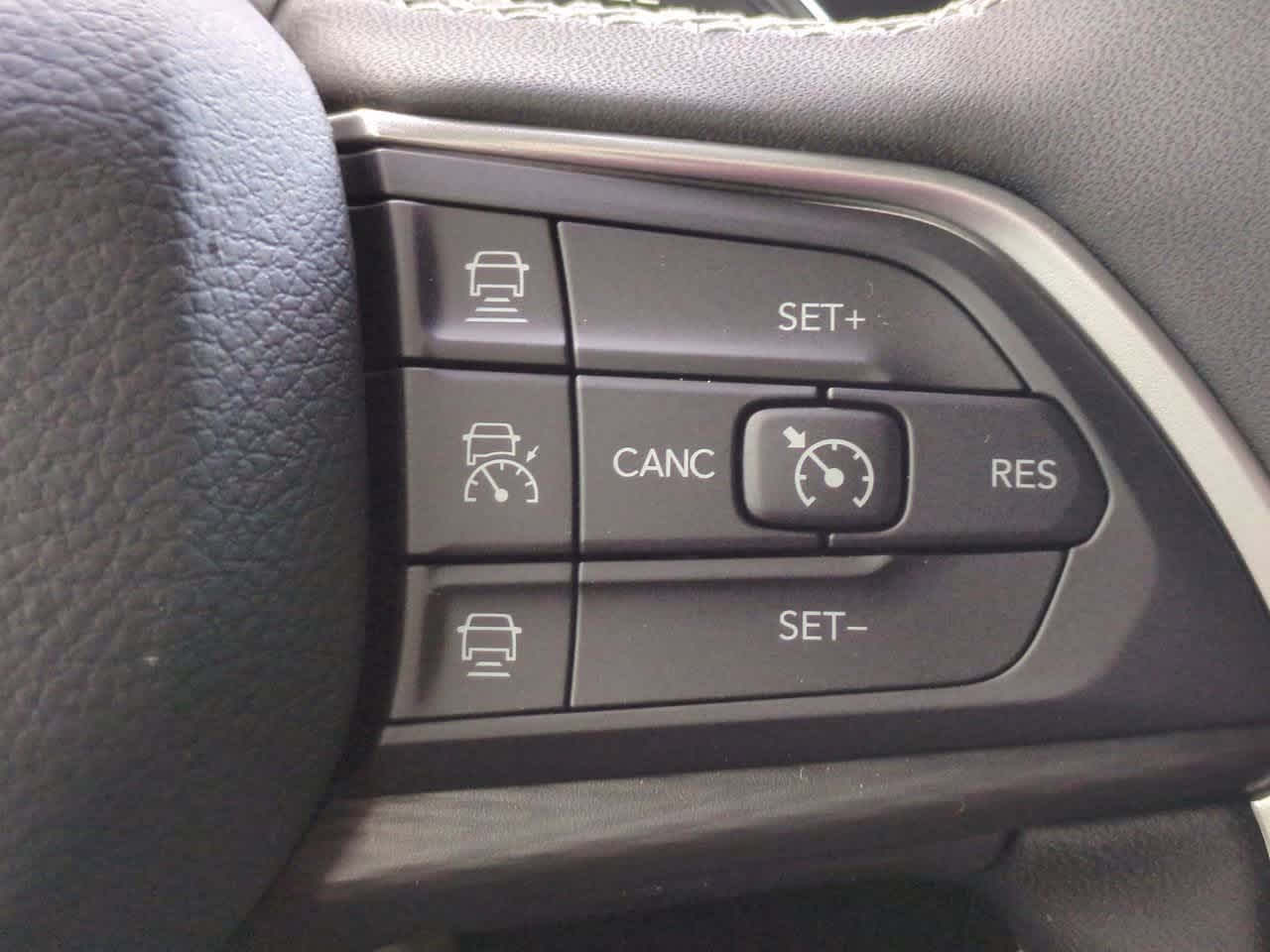 Thumbnail: 2025 Jeep Grand Cherokee - 26