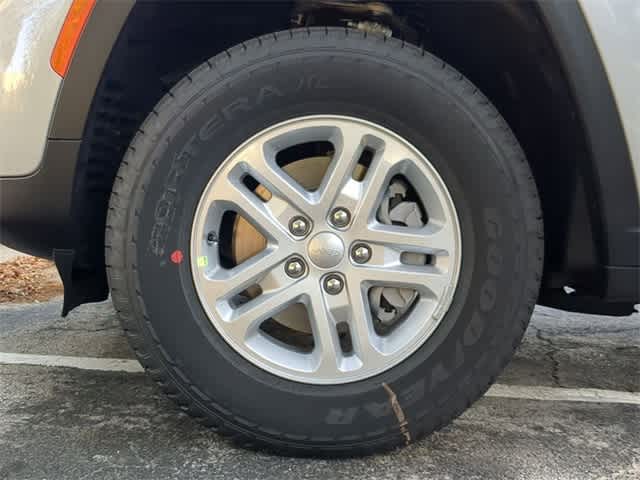 Thumbnail: 2025 Jeep Grand Cherokee - 13