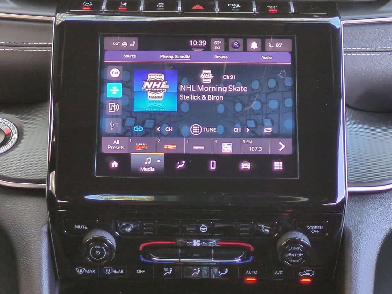 Thumbnail: 2024 Jeep Grand Cherokee - 29