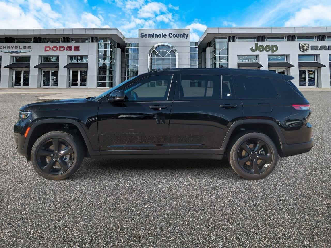 Thumbnail: 2025 Jeep Grand Cherokee L - 5