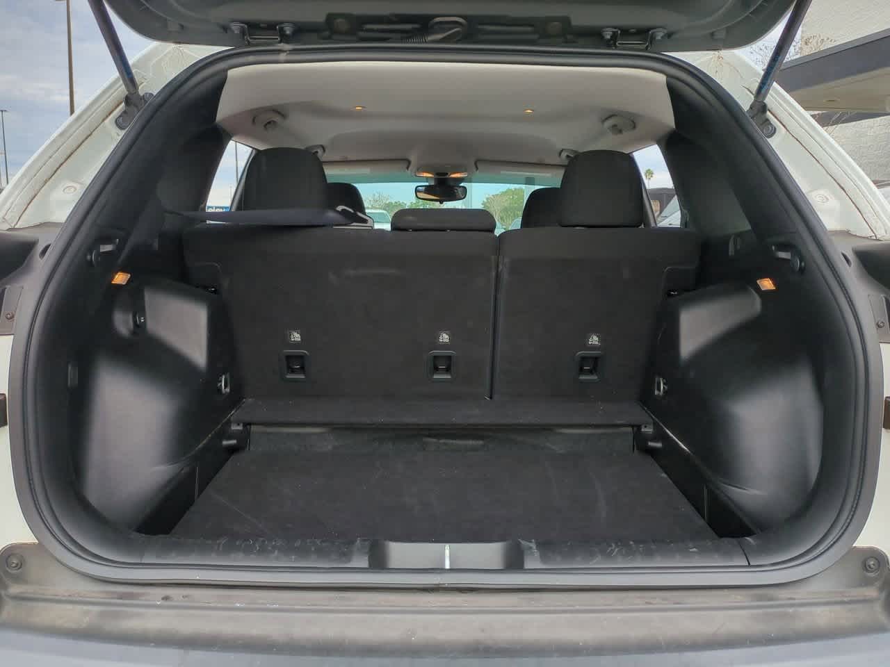 Thumbnail: 2021 Jeep Cherokee - 33