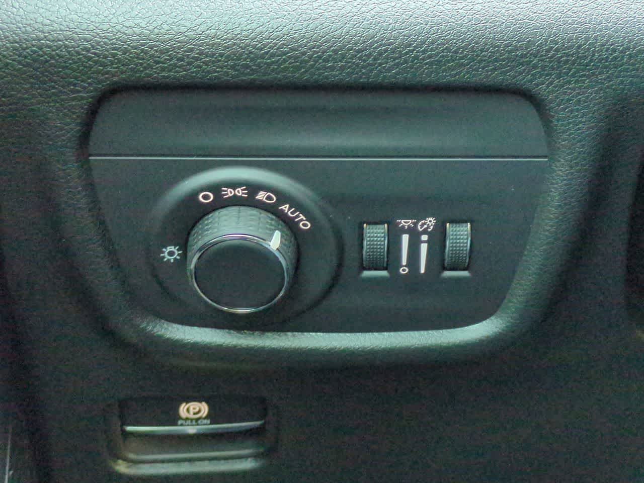 Thumbnail: 2025 Jeep Grand Cherokee - 18