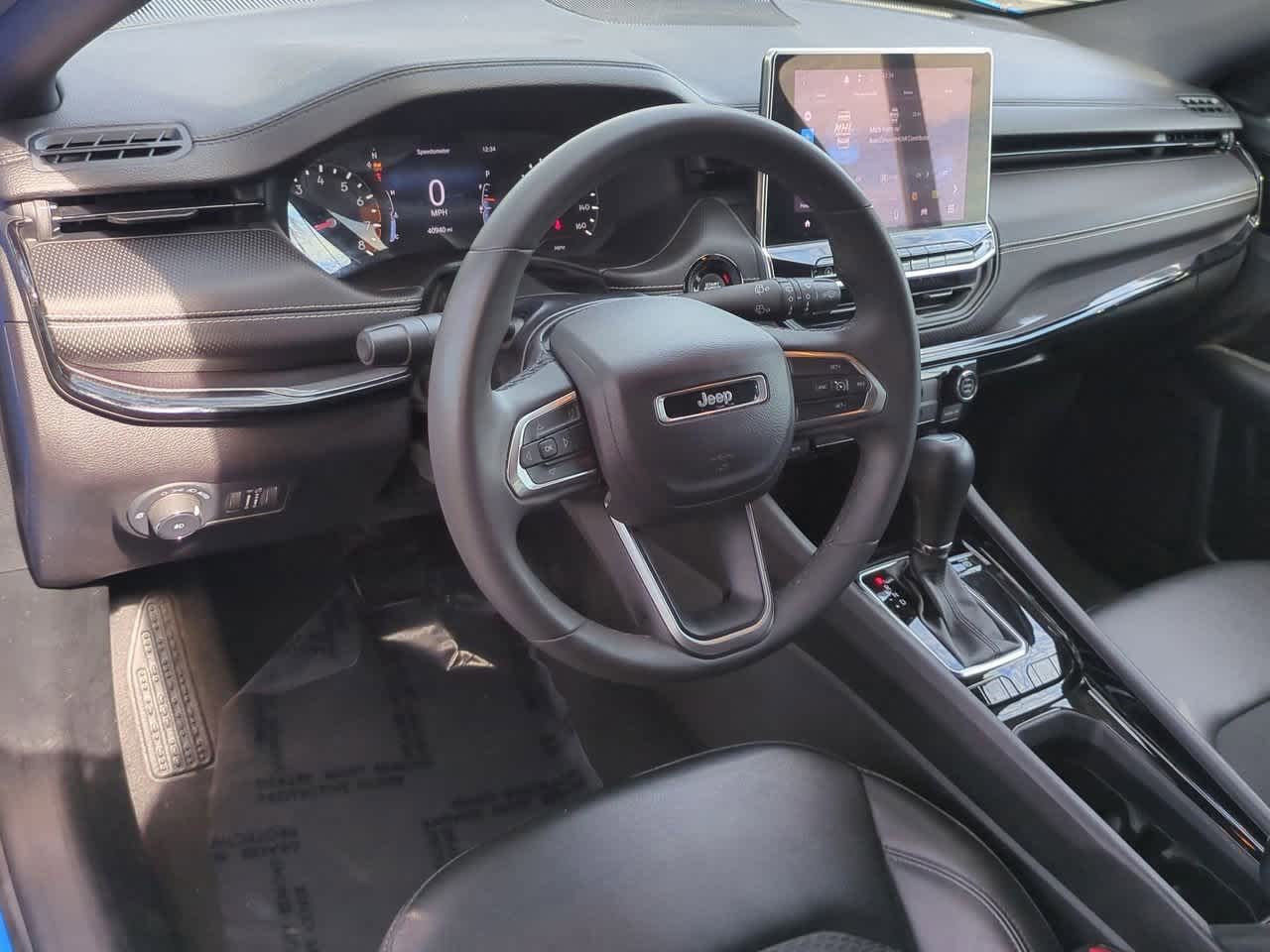 Thumbnail: 2022 Jeep Compass - 10