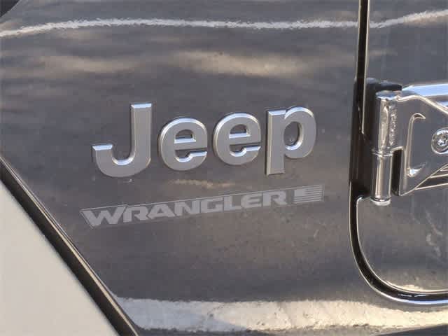 2025 Jeep Wrangler Sport 12