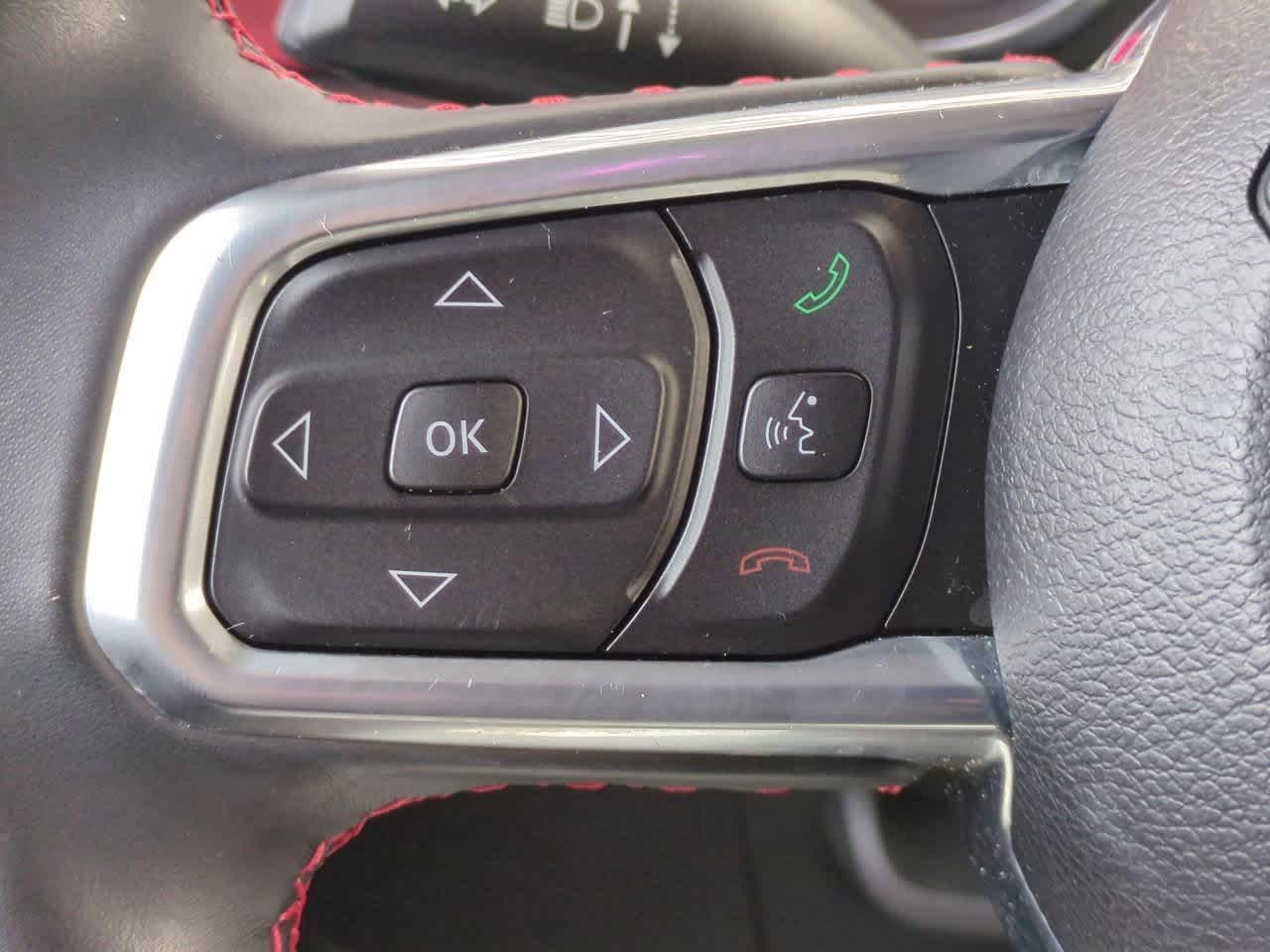 Thumbnail: 2022 Jeep Wrangler - 23