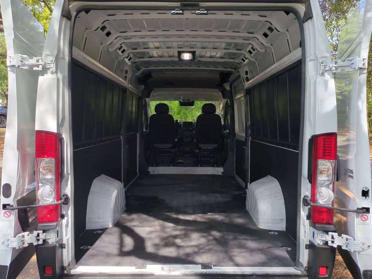 Thumbnail: 2025 RAM ProMaster - 32