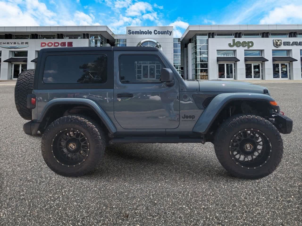 Thumbnail: 2025 Jeep Wrangler - 9