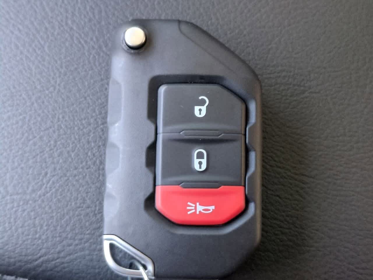 Thumbnail: 2025 Jeep Wrangler - 36