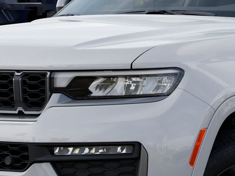 Thumbnail: 2026 Jeep Grand Cherokee L - 10