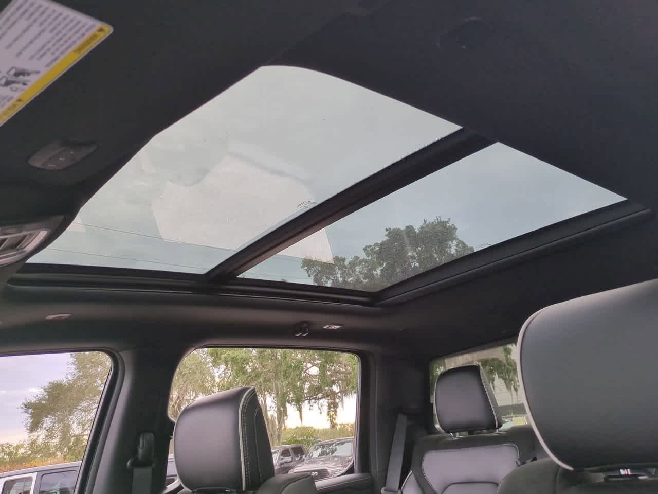 Thumbnail: 2026 RAM 1500 - 19