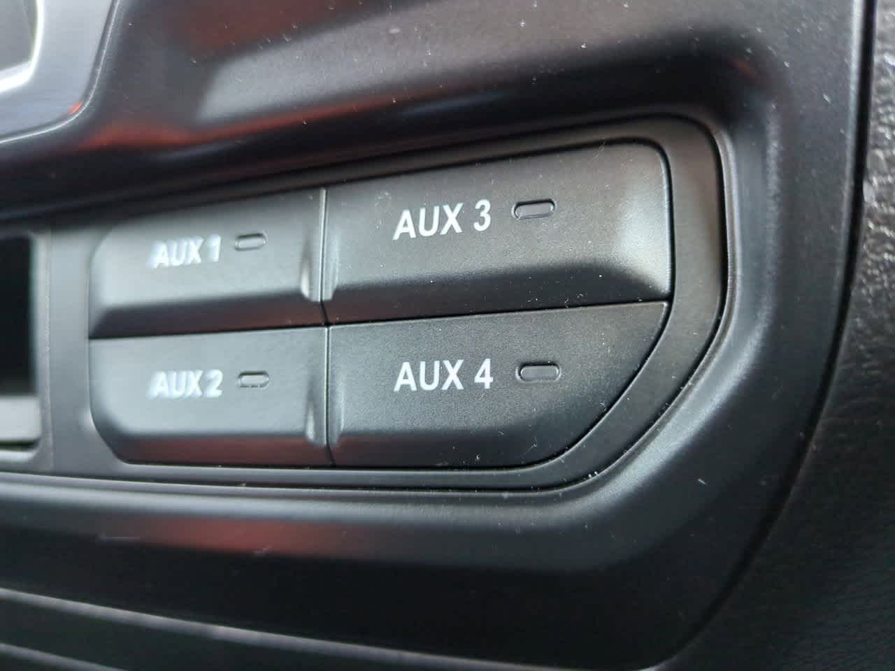 Thumbnail: 2022 Jeep Wrangler - 18