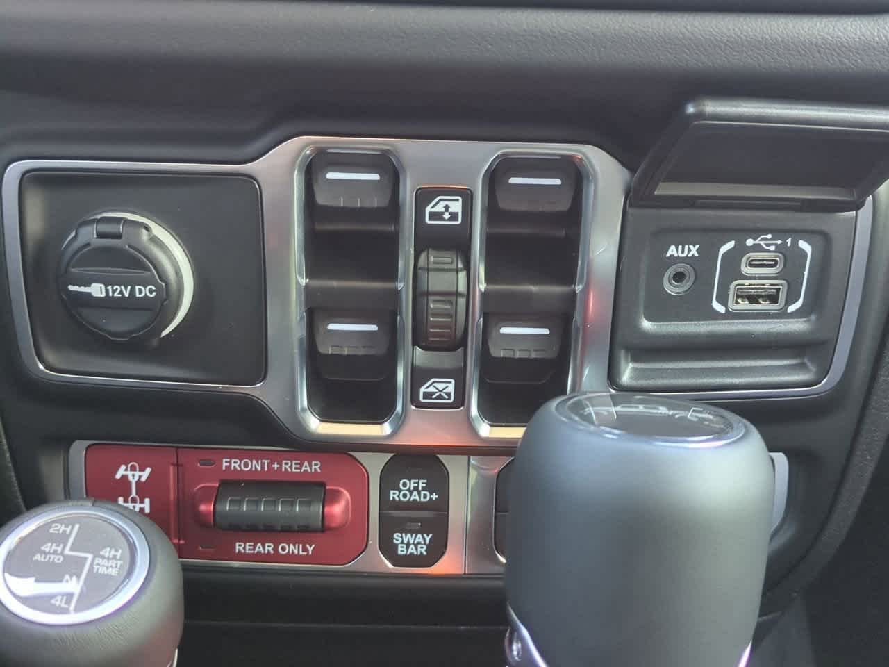 Thumbnail: 2026 Jeep Gladiator - 32