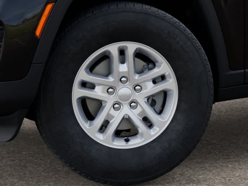 Thumbnail: 2025 Jeep Grand Cherokee - 4