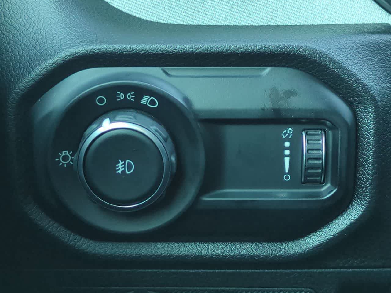 Thumbnail: 2026 Jeep Wrangler - 18