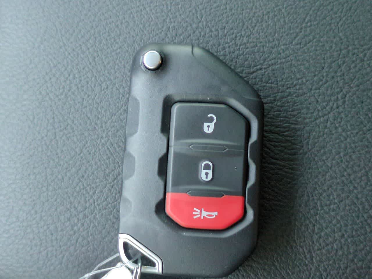Thumbnail: 2026 Jeep Wrangler - 36