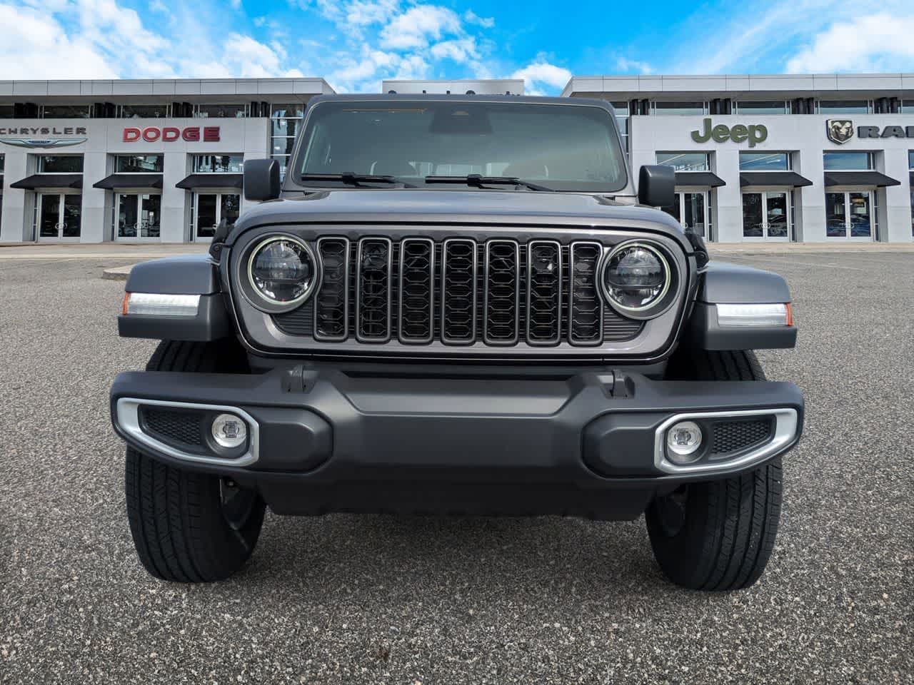 Thumbnail: 2026 Jeep Gladiator - 3