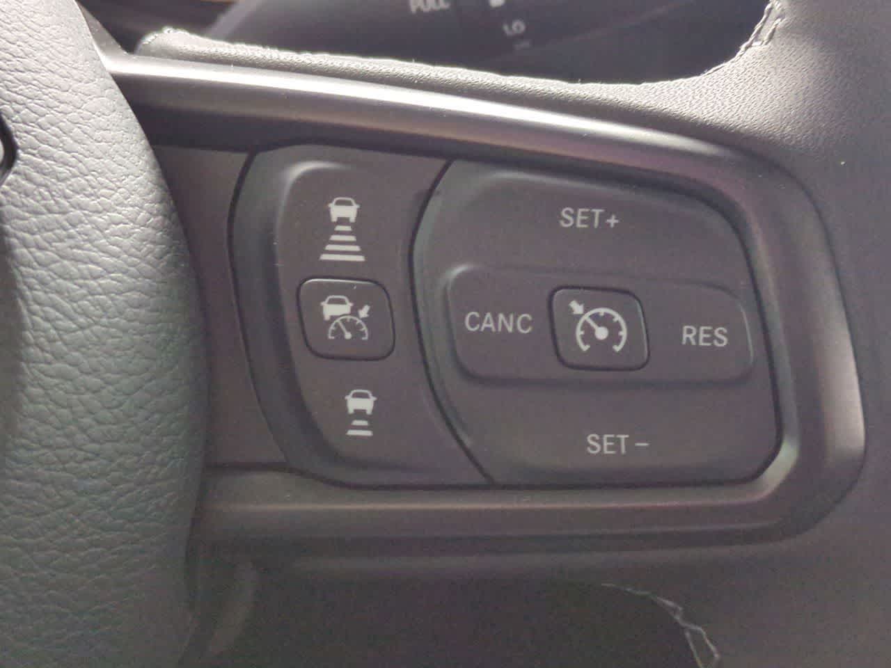 Thumbnail: 2026 Jeep Gladiator - 25