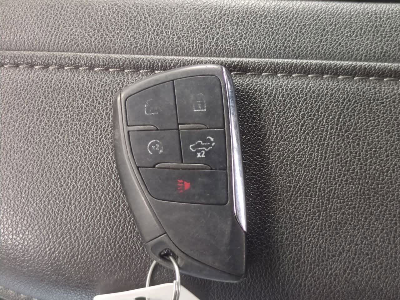 Thumbnail: 2022 Chevrolet Silverado 1500 - 36