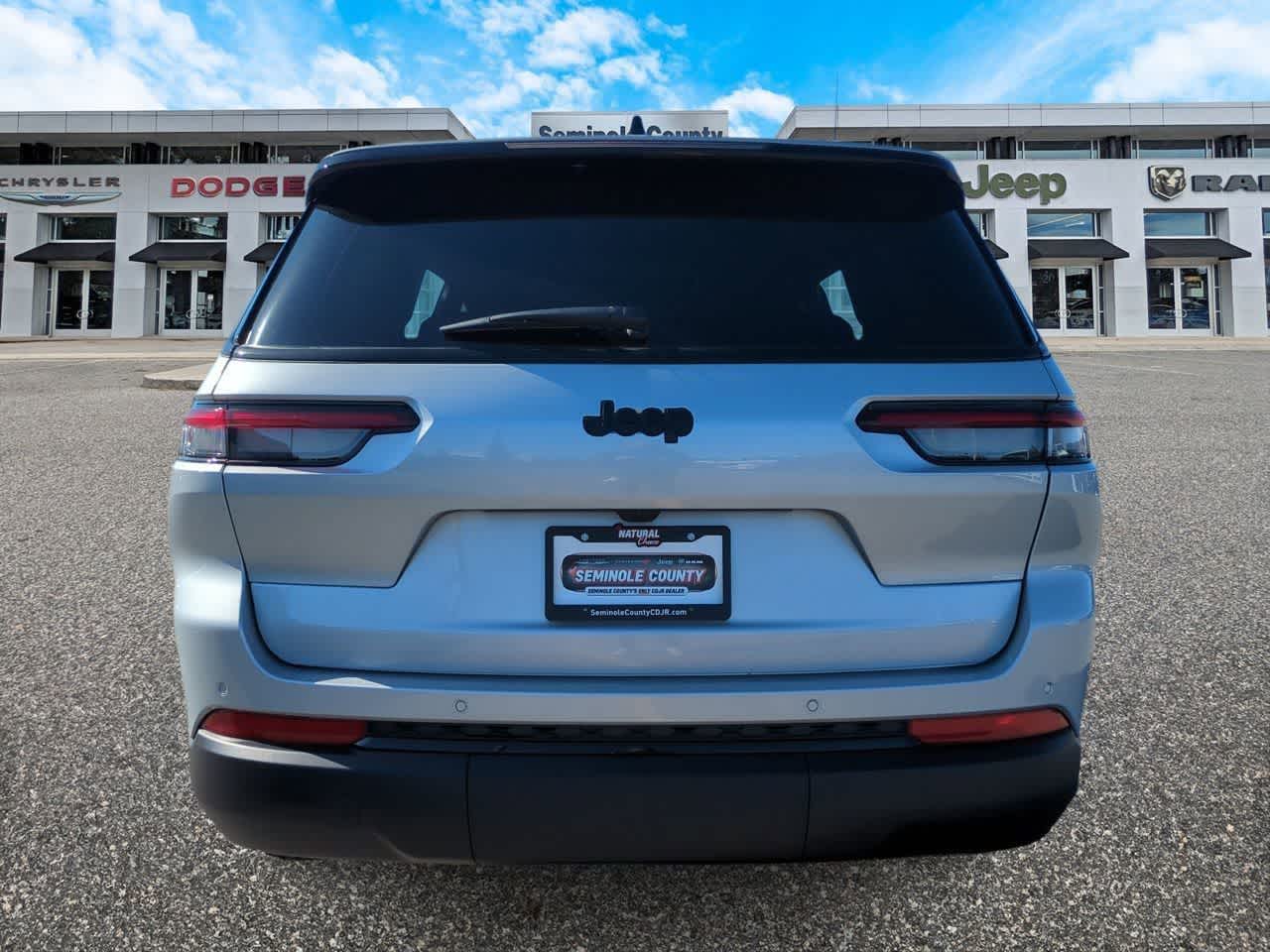 Thumbnail: 2025 Jeep Grand Cherokee L - 7