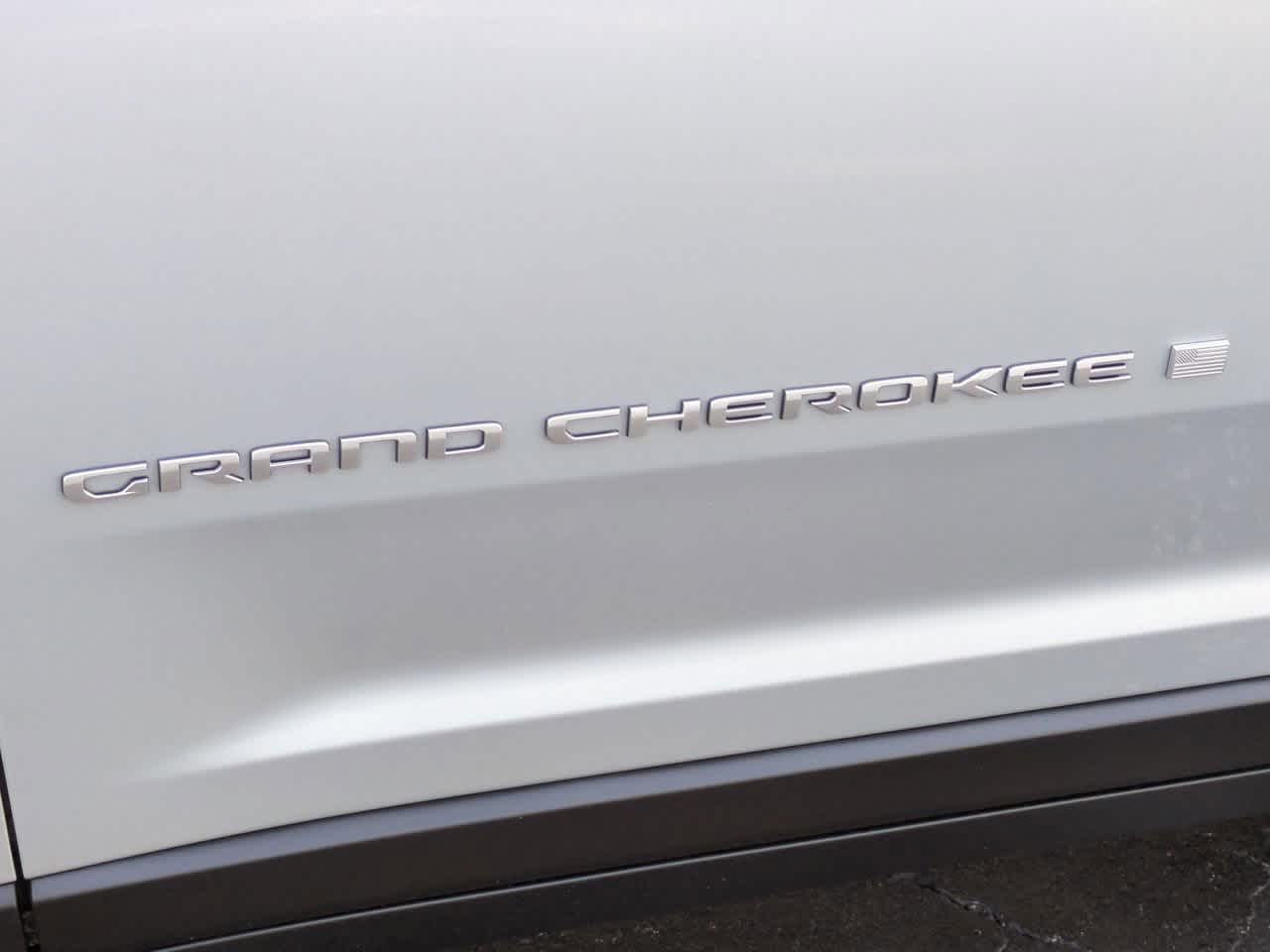 Thumbnail: 2025 Jeep Grand Cherokee L - 13