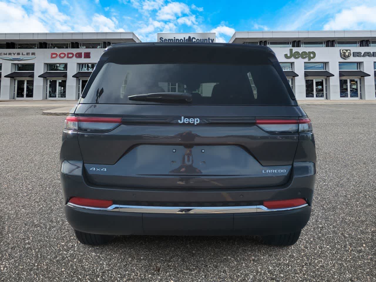 Thumbnail: 2026 Jeep Grand Cherokee - 7