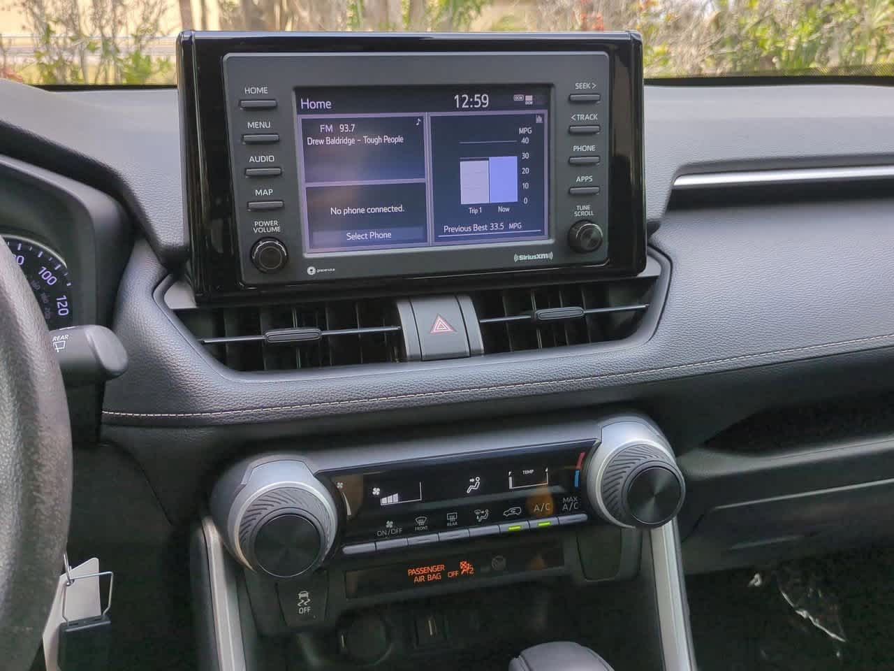Thumbnail: 2021 Toyota RAV4 - 27