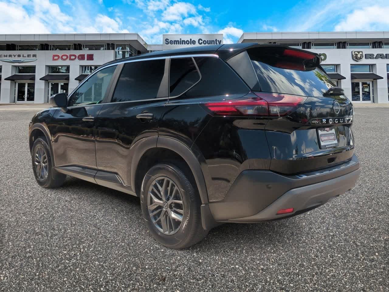 Thumbnail: 2023 Nissan Rogue - 6