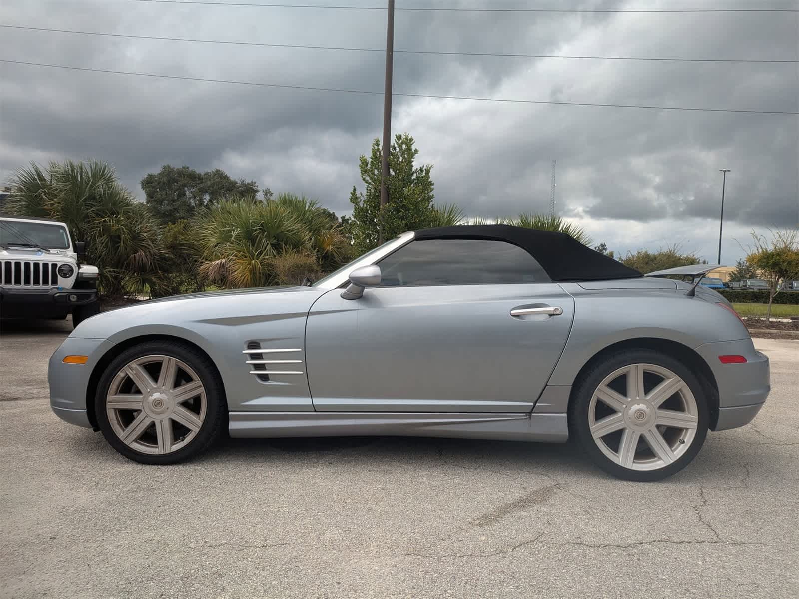 Thumbnail: 2005 Chrysler Crossfire - 7
