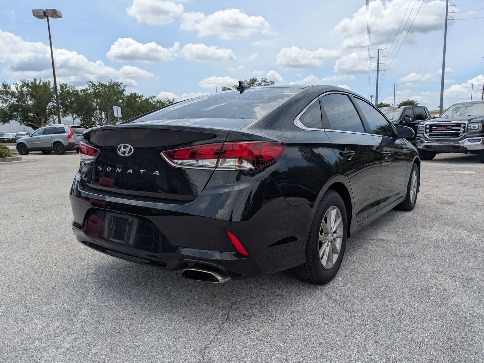Thumbnail: 2019 Hyundai Sonata - 4