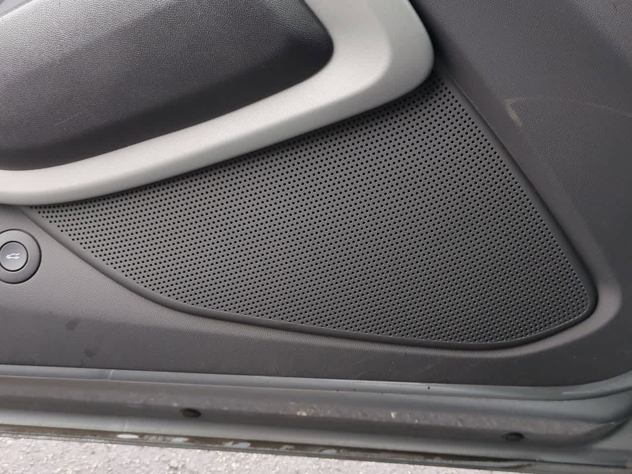 Thumbnail: 2023 Chevrolet Camaro - 29