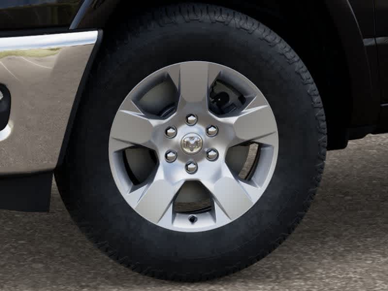 Thumbnail: 2026 RAM 1500 - 4