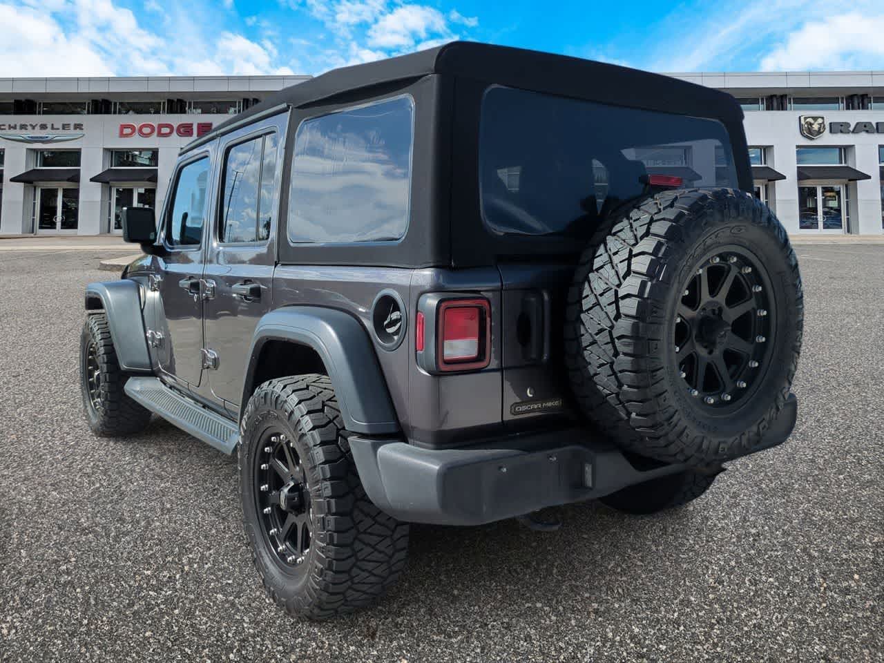 Thumbnail: 2020 Jeep Wrangler - 6
