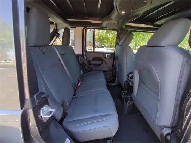 Thumbnail: 2025 Jeep Wrangler - 21