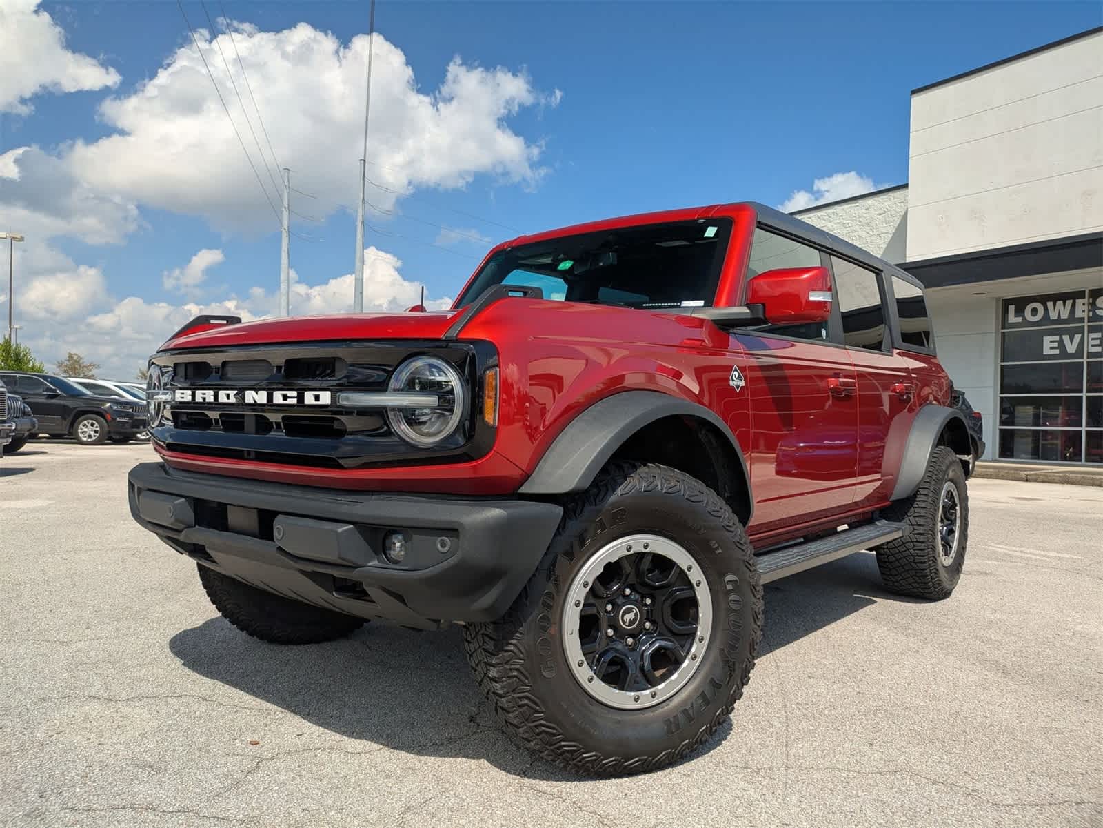 Thumbnail: 2022 Ford Bronco - 1