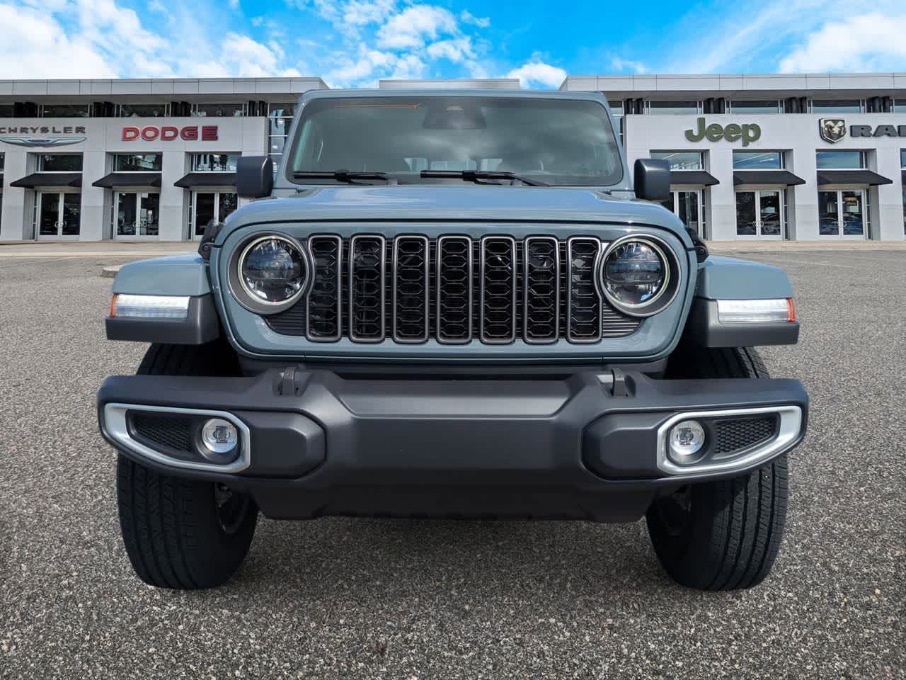 Thumbnail: 2026 Jeep Gladiator - 3