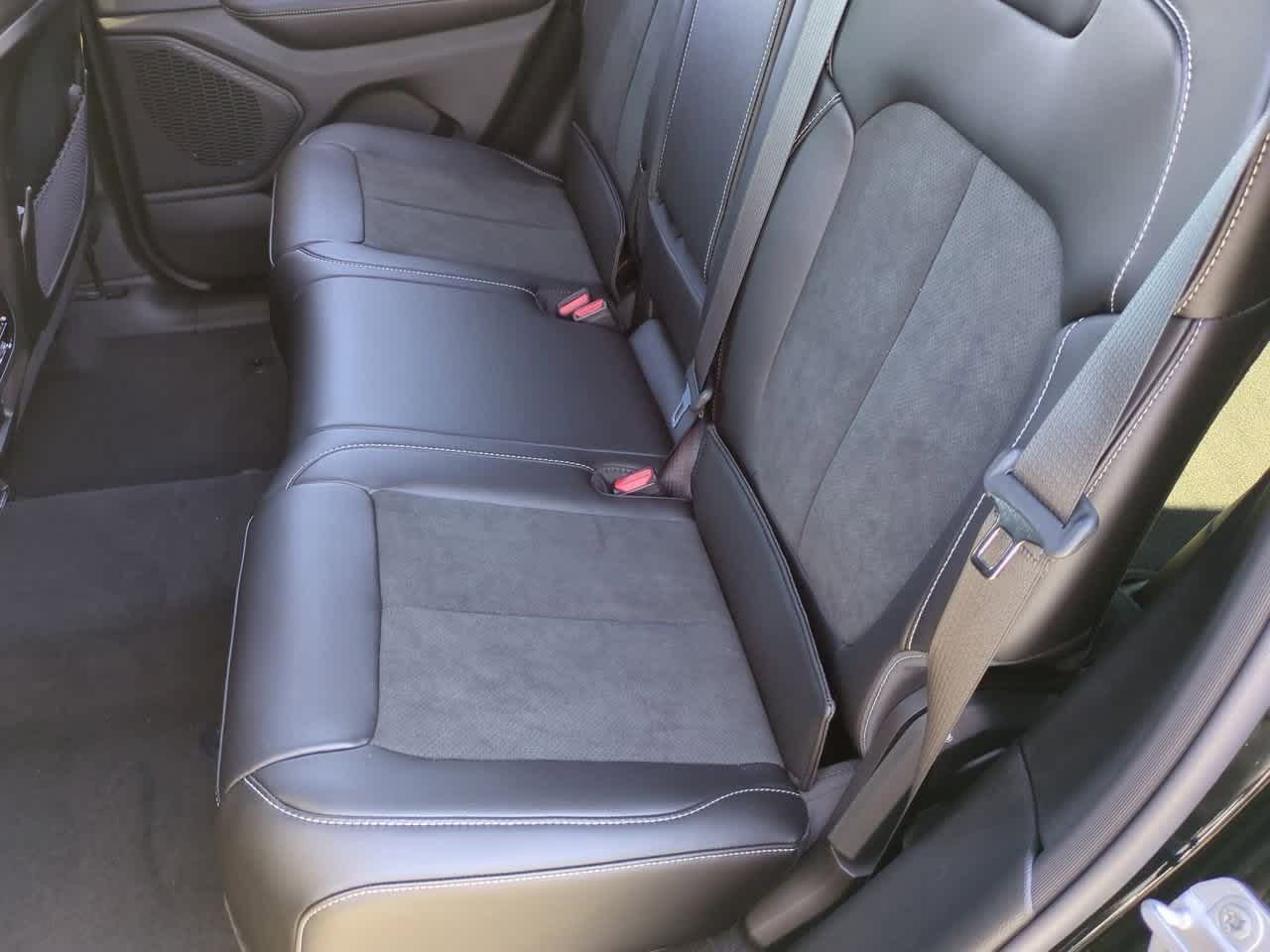 Thumbnail: 2025 Jeep Grand Cherokee - 21