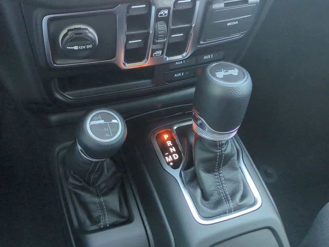 Thumbnail: 2025 Jeep Wrangler - 32