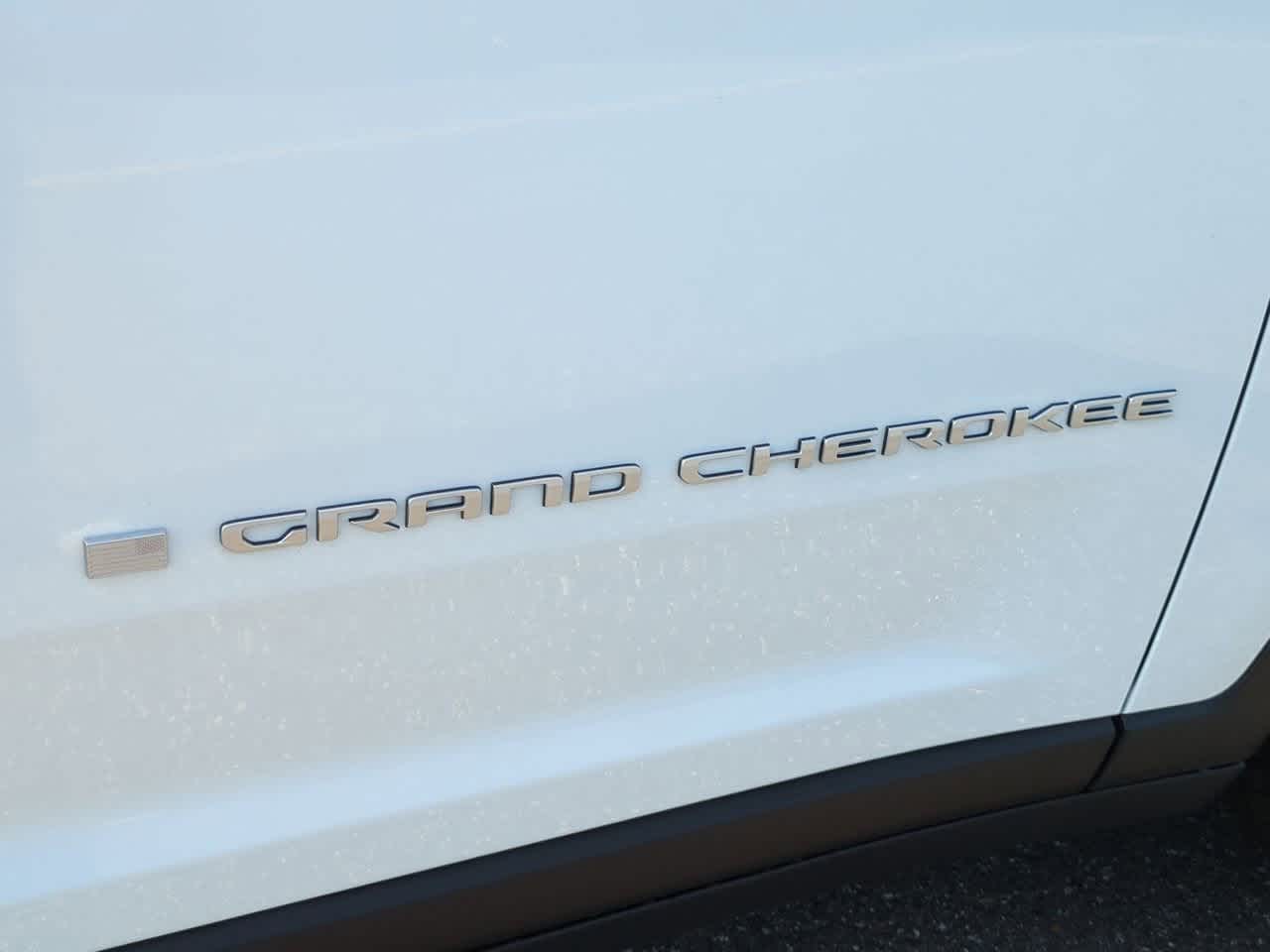 Thumbnail: 2025 Jeep Grand Cherokee - 13