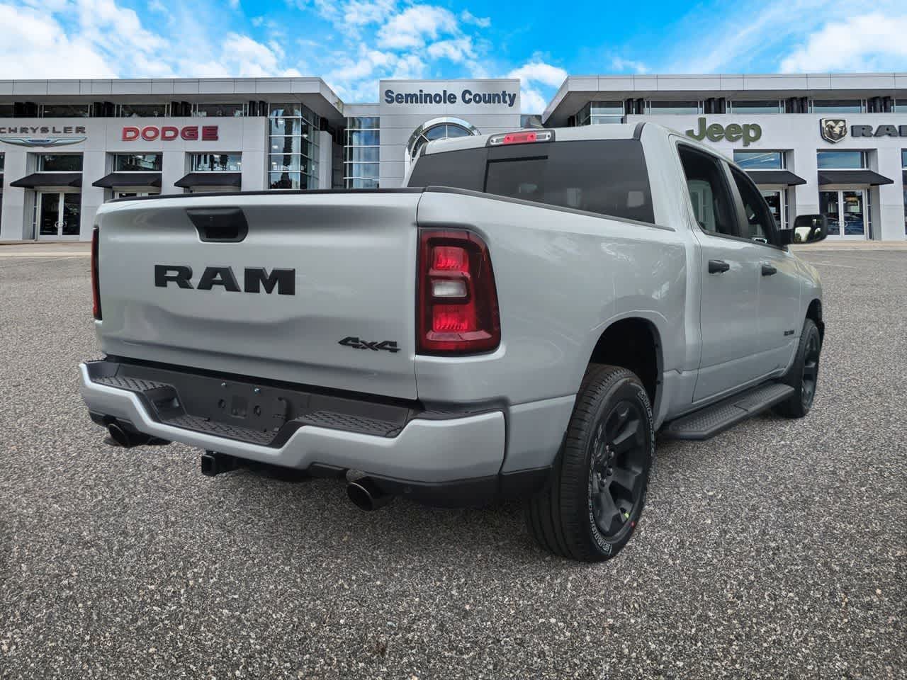 Thumbnail: 2026 RAM 1500 - 8