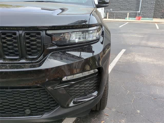 Thumbnail: 2025 Jeep Grand Cherokee - 11