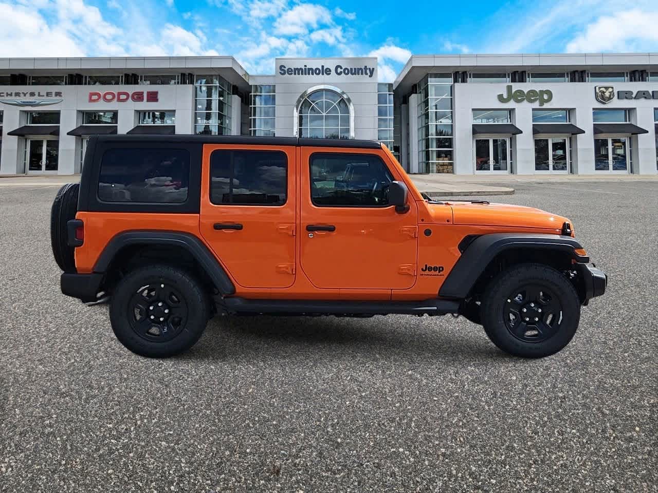 Thumbnail: 2025 Jeep Wrangler - 9