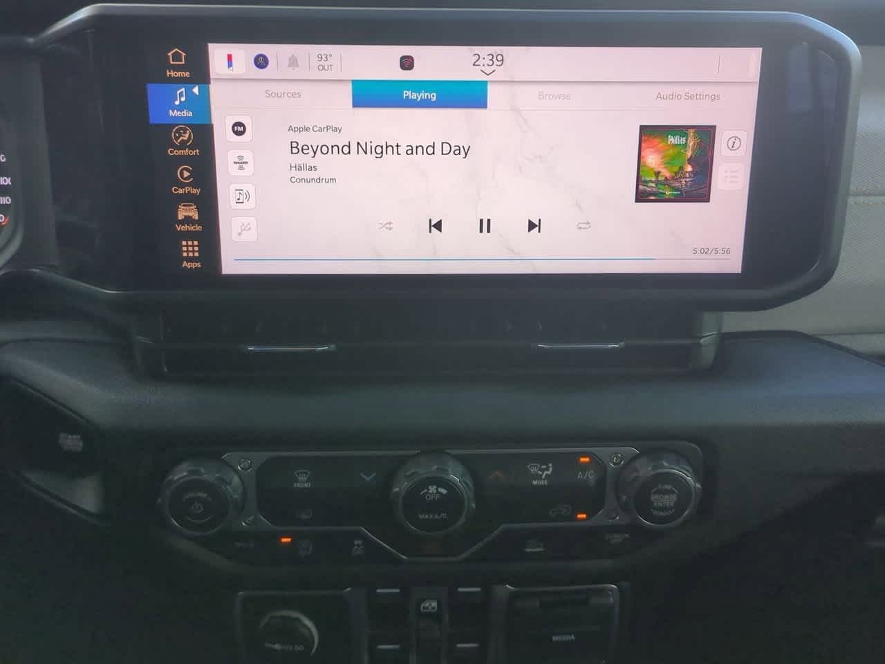 Thumbnail: 2025 Jeep Wrangler - 28