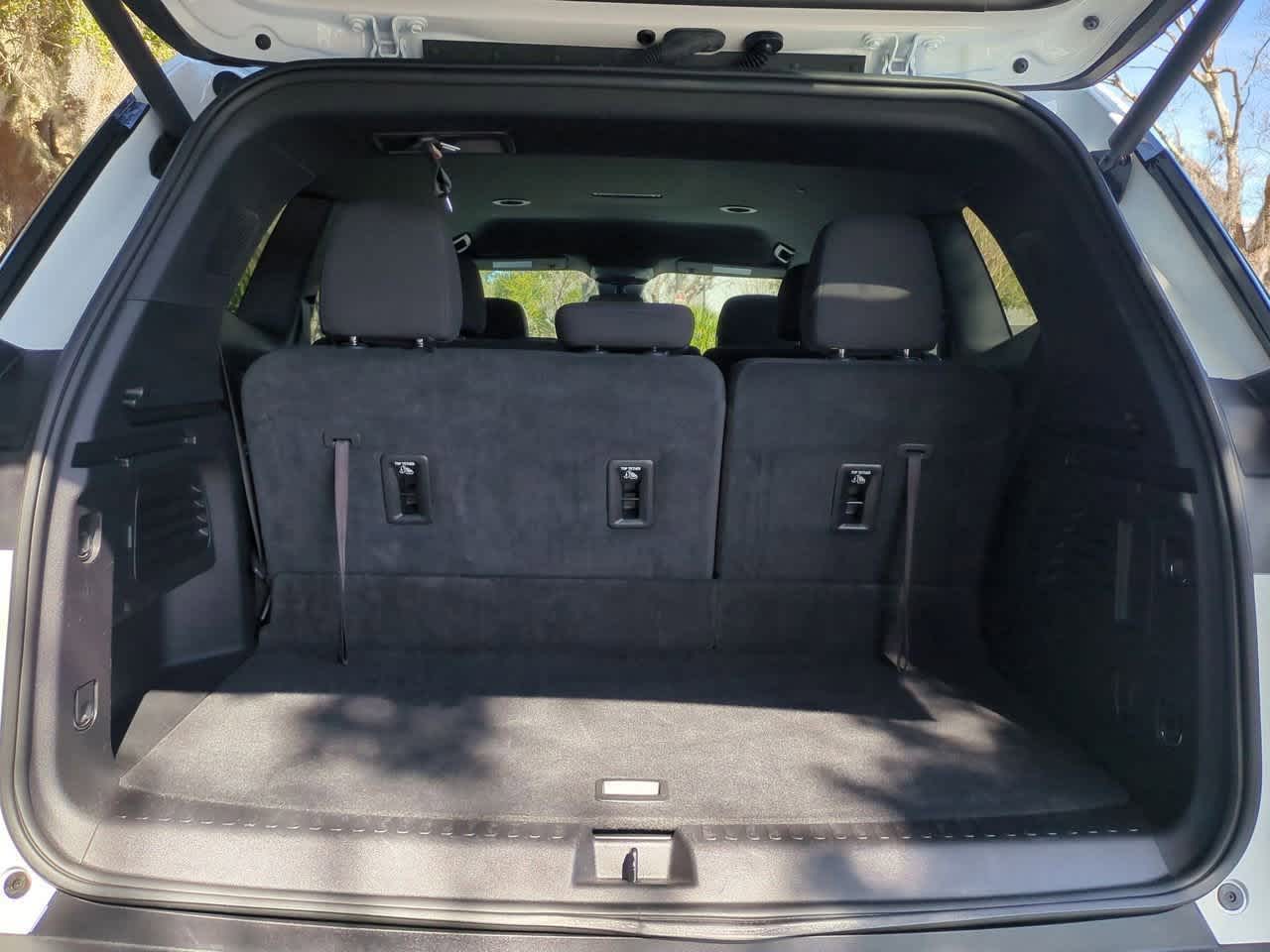 Thumbnail: 2025 GMC Acadia - 35