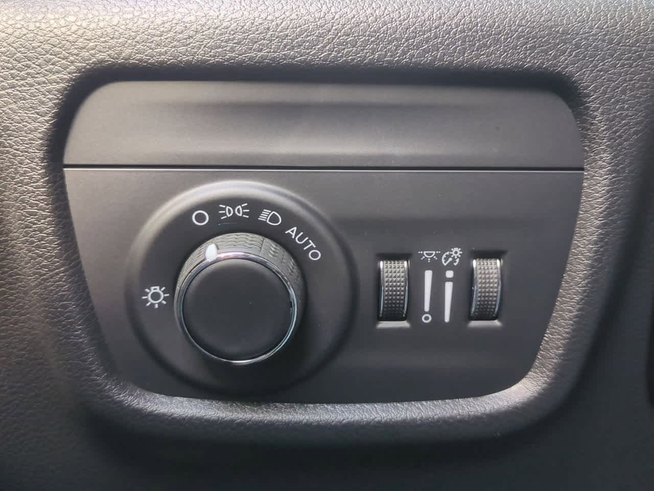 Thumbnail: 2025 Jeep Grand Cherokee - 18