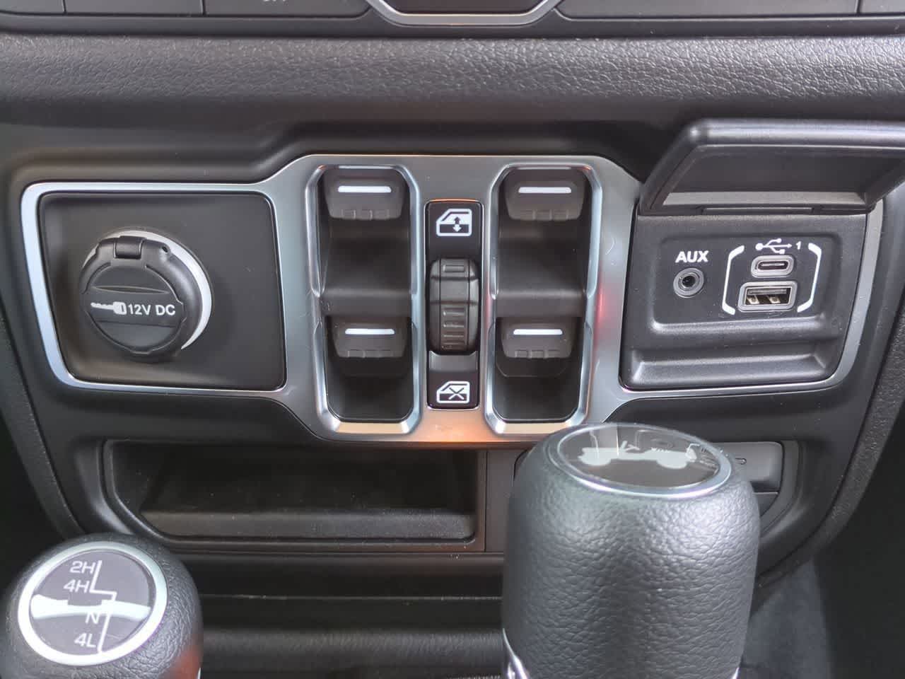 Thumbnail: 2026 Jeep Wrangler - 31