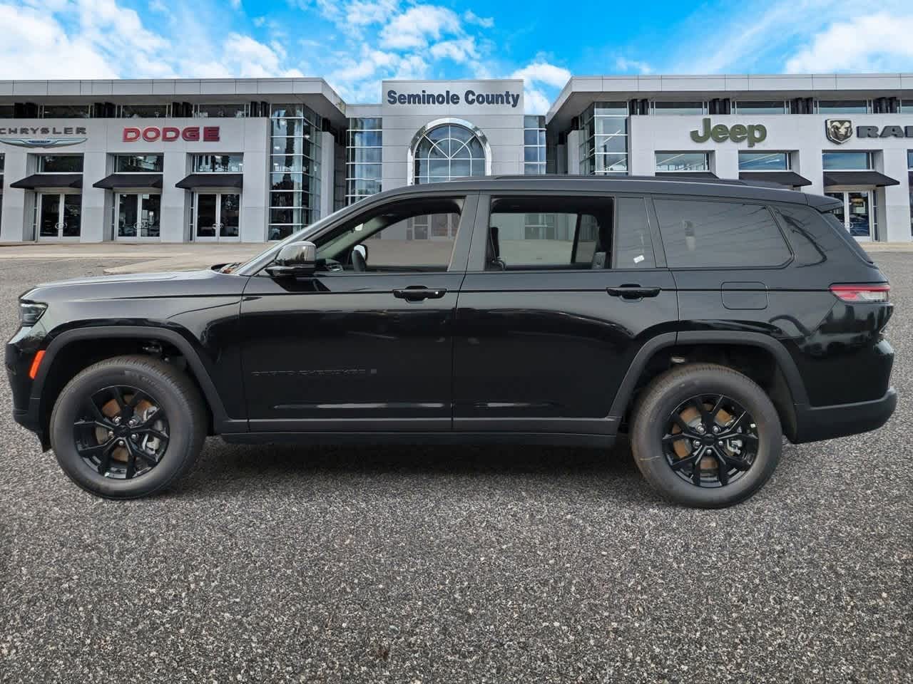 Thumbnail: 2025 Jeep Grand Cherokee L - 5