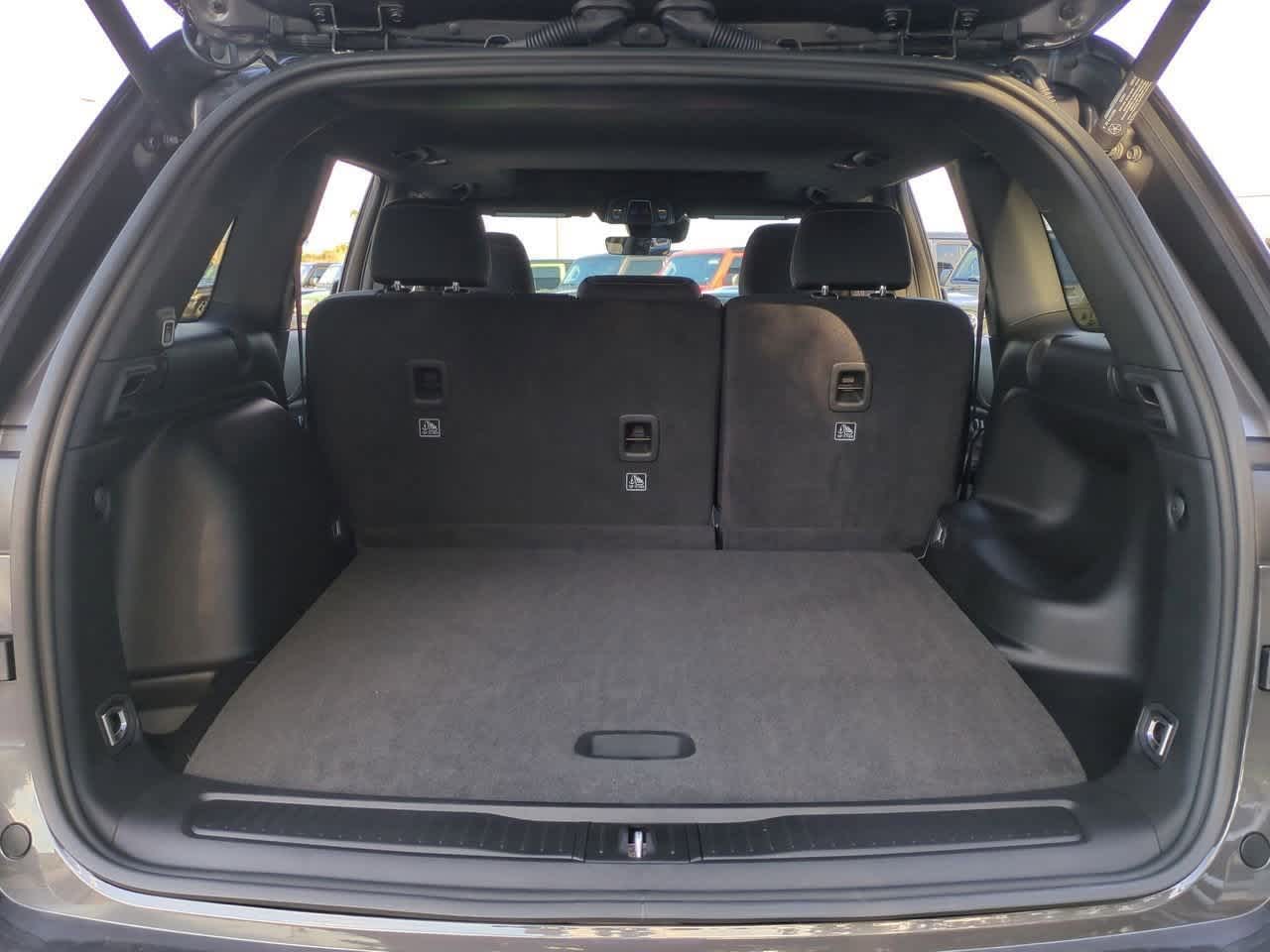 Thumbnail: 2025 Jeep Grand Cherokee - 35