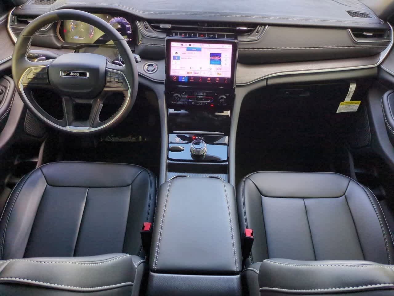 Thumbnail: 2025 Jeep Grand Cherokee L - 16