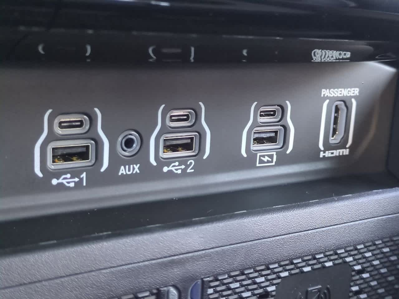 Thumbnail: 2026 RAM 1500 - 33